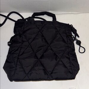 VERA BRADLEY SMALL BLACK NYLON TOTE WITH HANDLE AND CROSSBODY STRAP ZIP CLOSURE